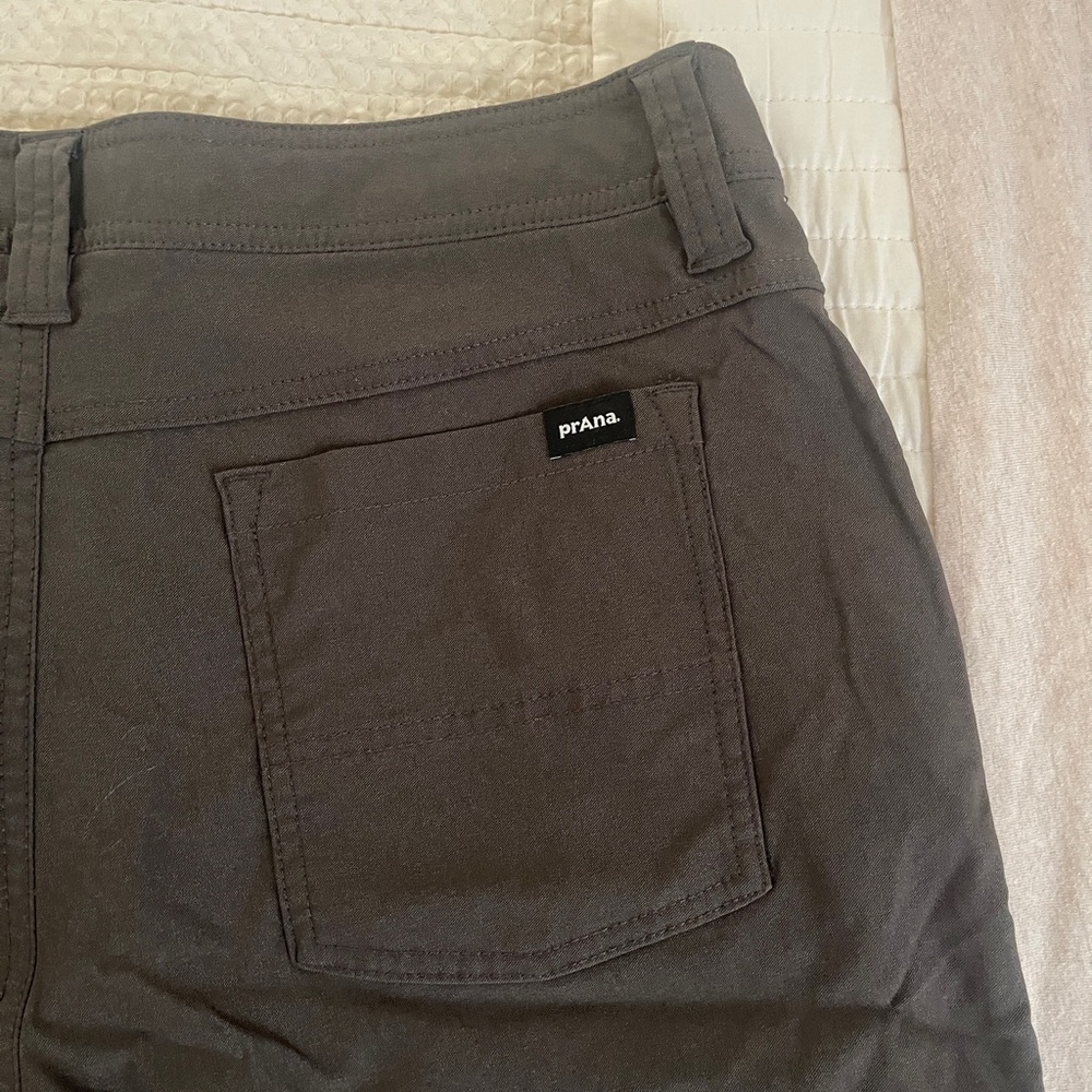 PrAna Men’s Shorts Size 34x11 Hiking Outdoor Charcoal Grey - Picture 4 of 5